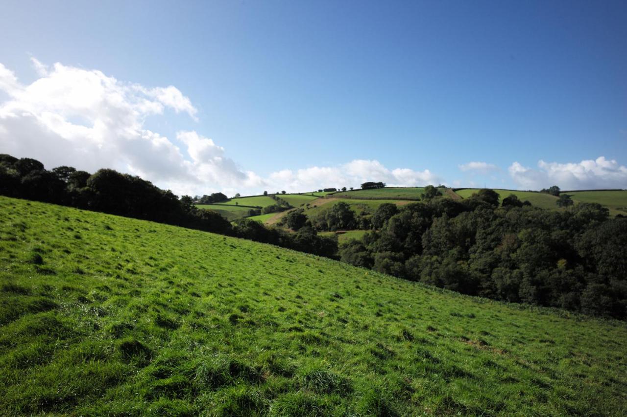 Aldridge Mill Hotel Oakford ภายนอก รูปภาพ